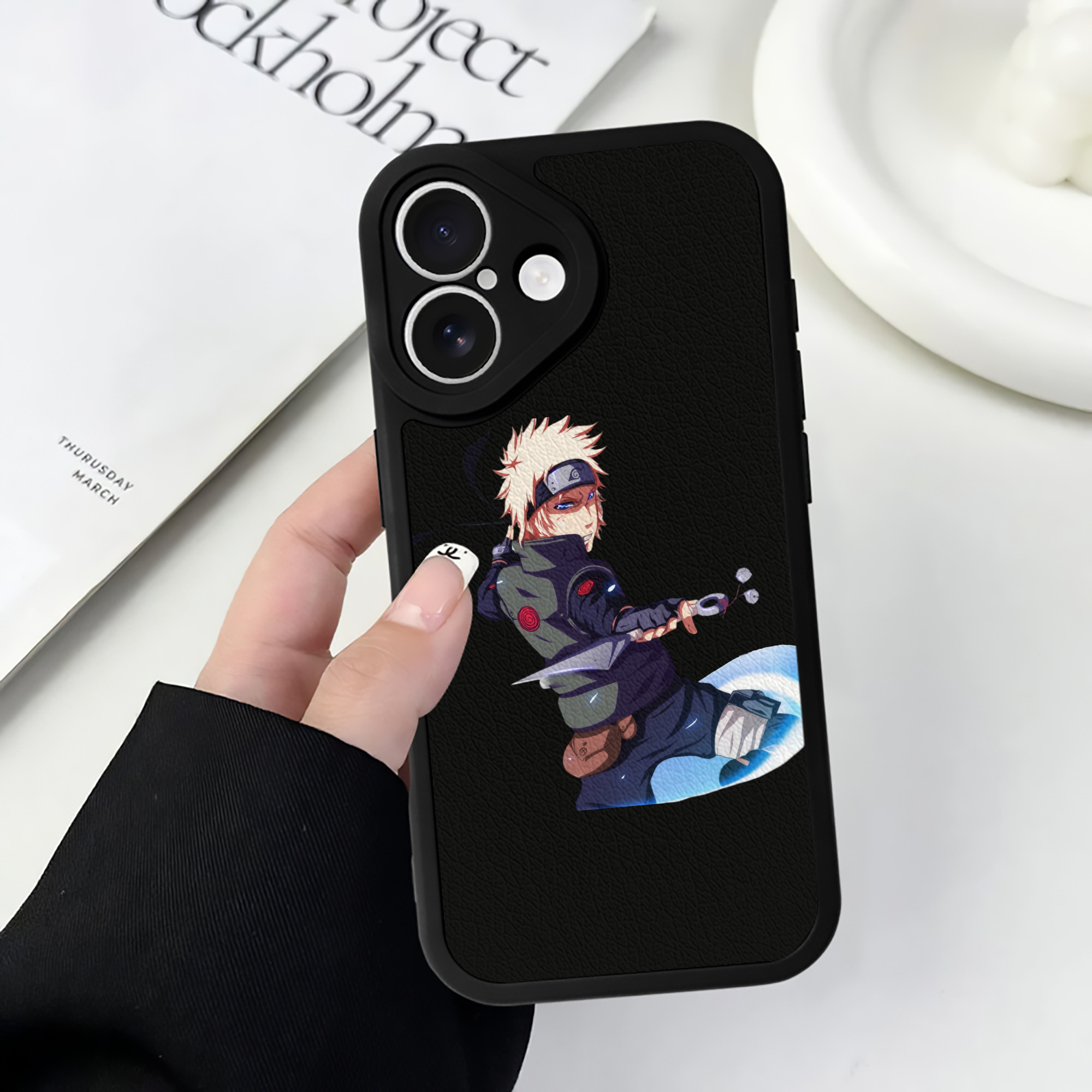 （画像用） NARUTO -ナルト- 波風 ミナト Namikaze Minato 【iPhone 16シリーズ対応】シリコンスマホケース（レザー調） 材質：シリコン
